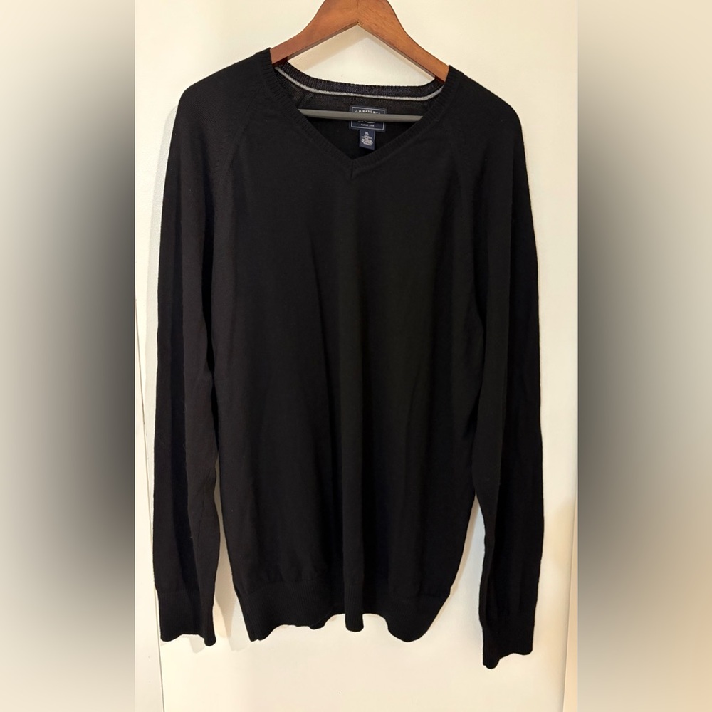 Bass Men's Black V-Neck Sweater 100% Wool Size: XL